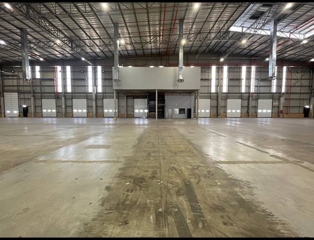 8,513M² WAREHOUSE TO LET IN WATERFALL